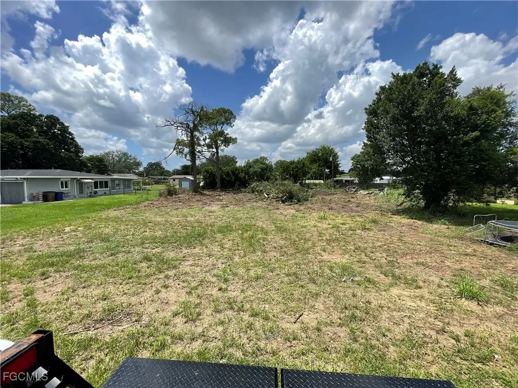 23 Louisiana Road Lehigh Acres FL 33936
