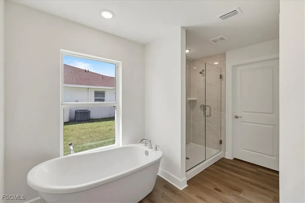 2423 NW 20th Place Cape Coral FL 33993