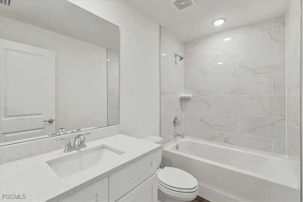2423 NW 20th Place Cape Coral FL 33993