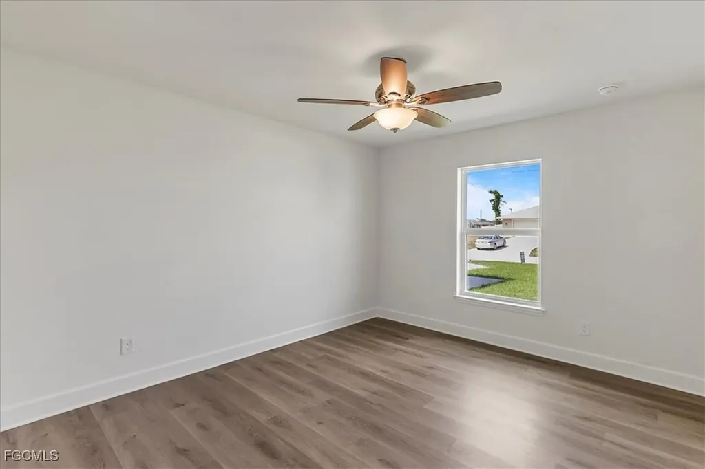 2423 NW 20th Place Cape Coral FL 33993