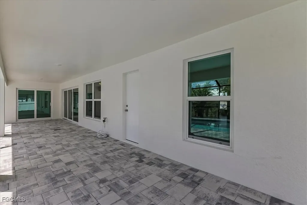 2423 NW 20th Place Cape Coral FL 33993