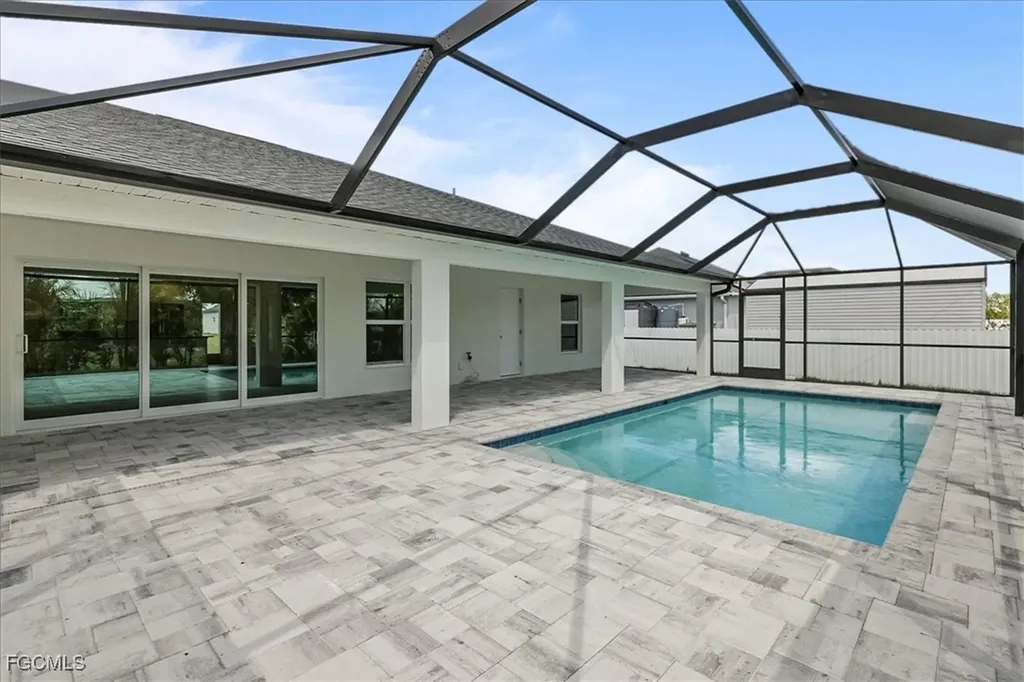 2423 NW 20th Place Cape Coral FL 33993