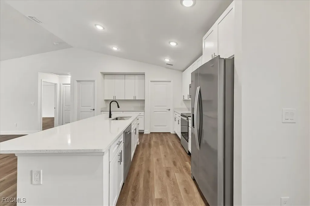 2423 NW 20th Place Cape Coral FL 33993