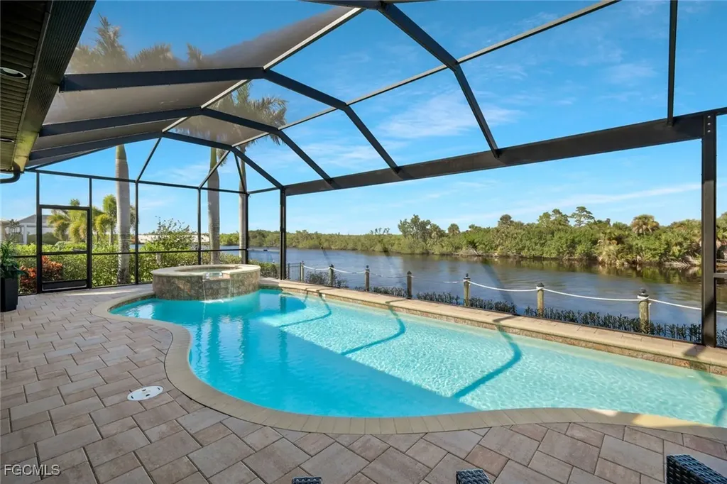 4223 NW 13th Street Cape Coral FL 33993
