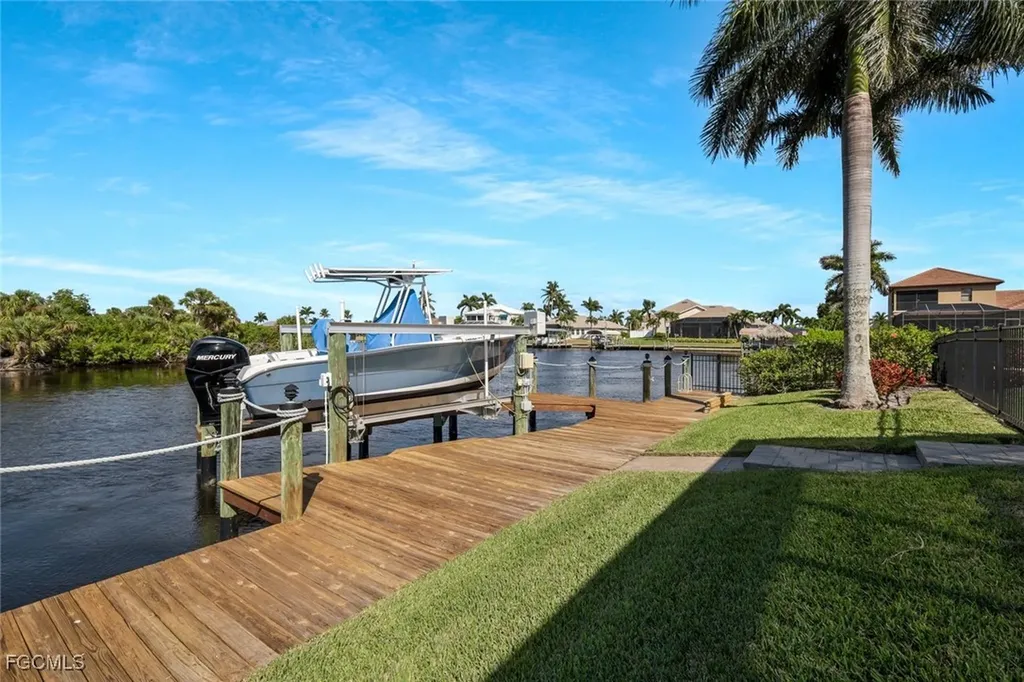 4223 NW 13th Street Cape Coral FL 33993