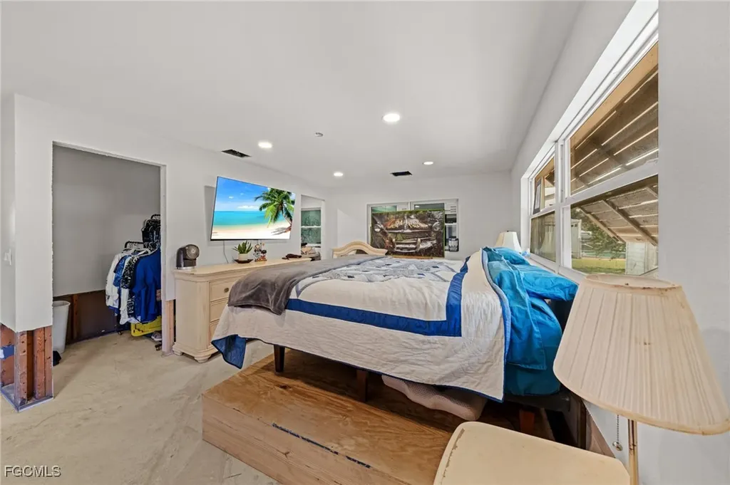 13833 River Forest Drive Fort Myers FL 33905