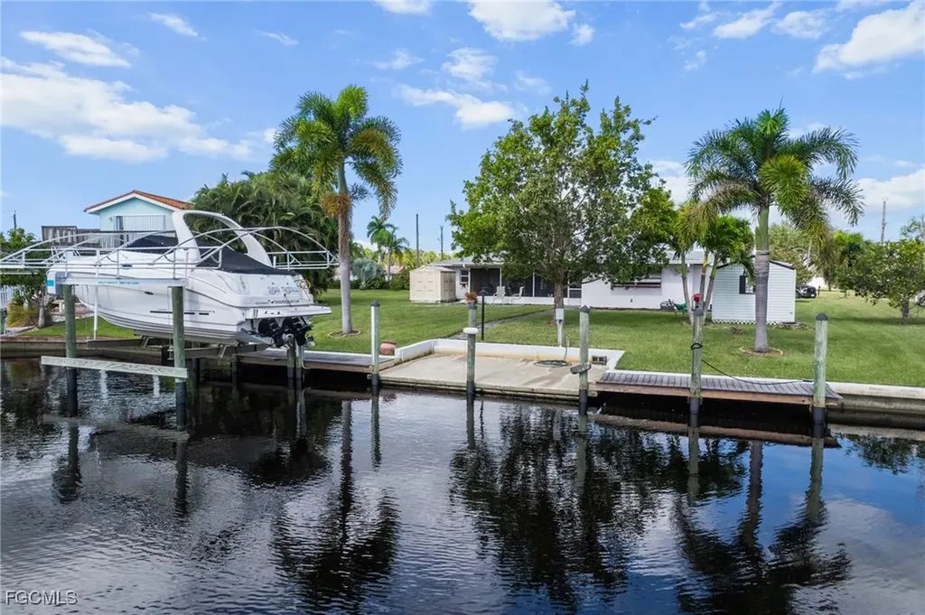 13833 River Forest Drive Fort Myers FL 33905