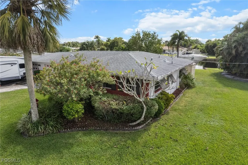 13833 River Forest Drive Fort Myers FL 33905