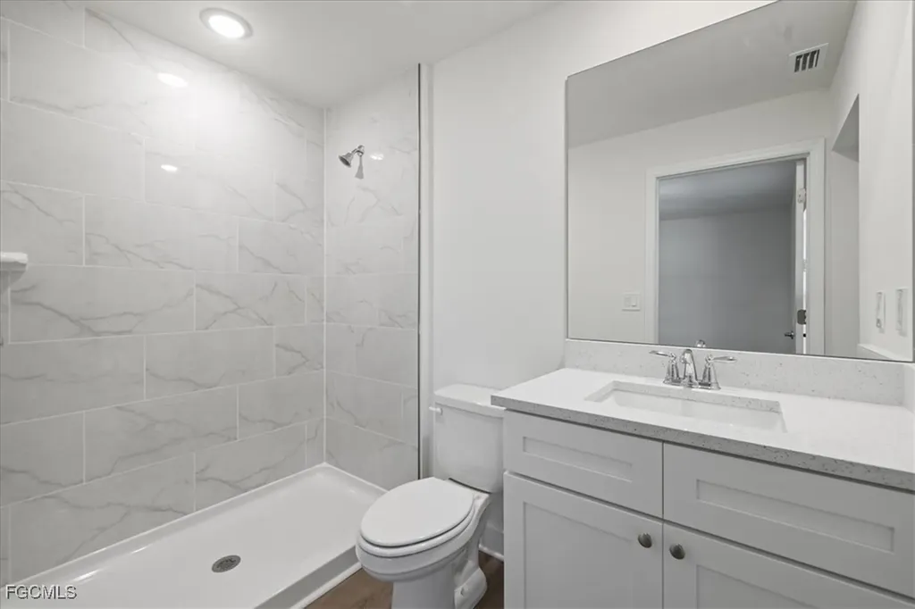 1902 NW 19th Place Cape Coral FL 33993