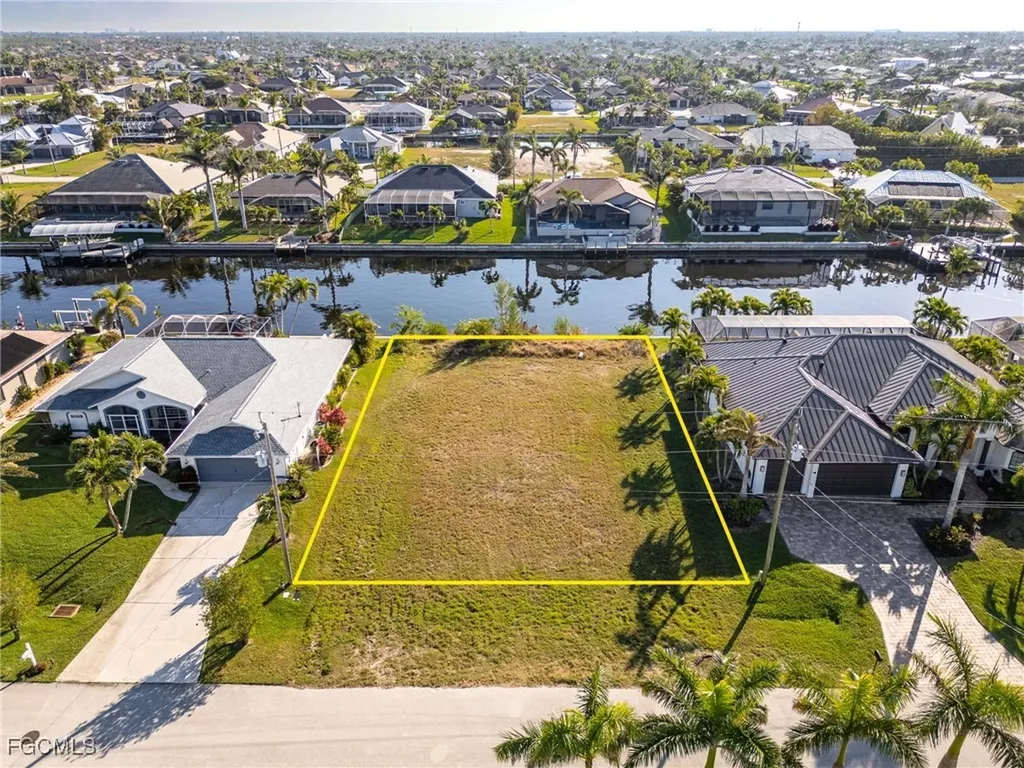 4113 SW 28th Place Cape Coral FL 33914