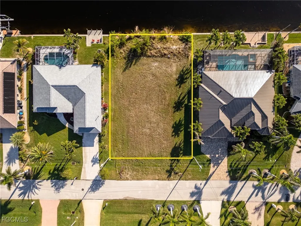4113 SW 28th Place Cape Coral FL 33914