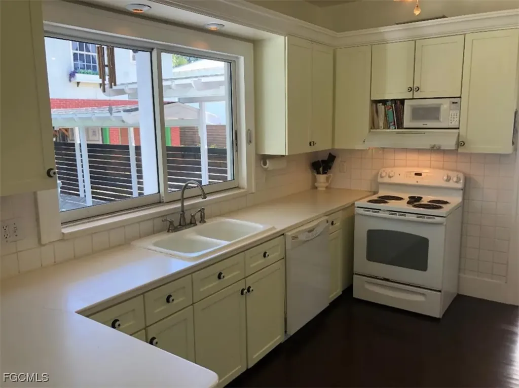 1249 Osceola Drive Fort Myers FL 33901