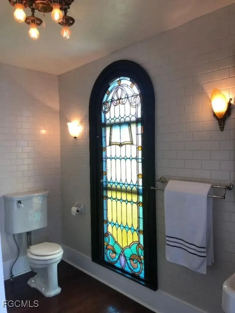 1249 Osceola Drive Fort Myers FL 33901