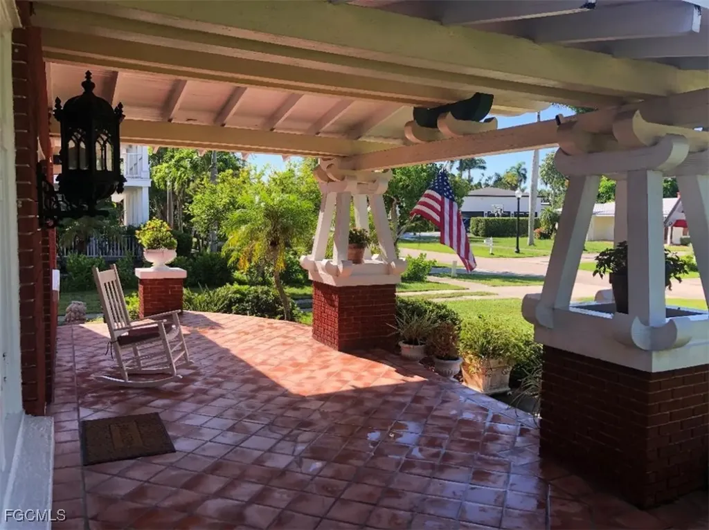 1249 Osceola Drive Fort Myers FL 33901