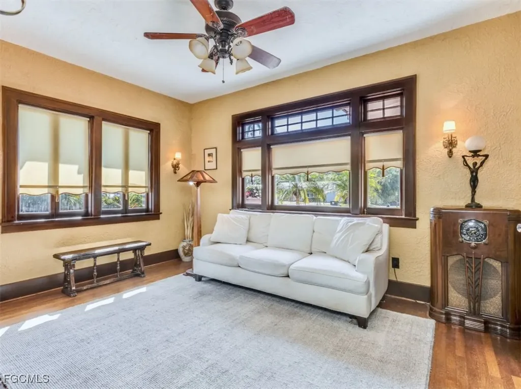 1249 Osceola Drive Fort Myers FL 33901