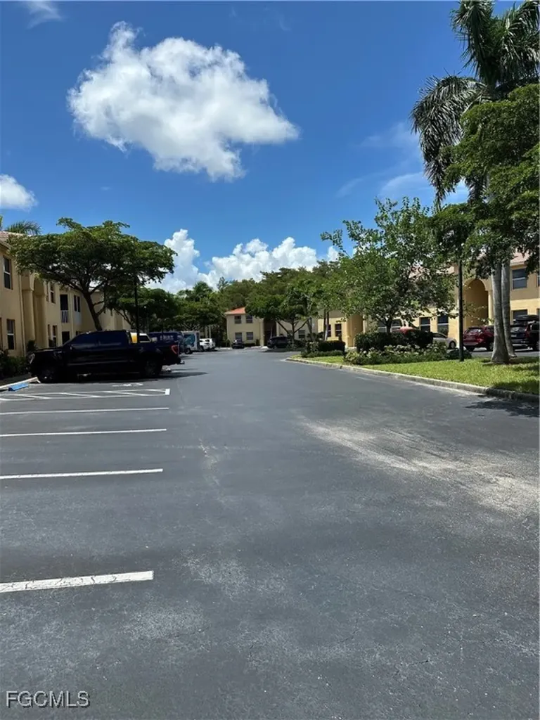 4225 Bellasol Circle Fort Myers FL 33916