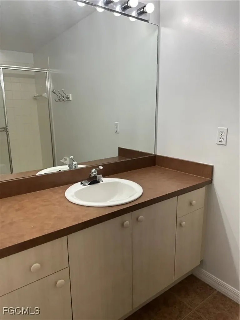 4225 Bellasol Circle Fort Myers FL 33916