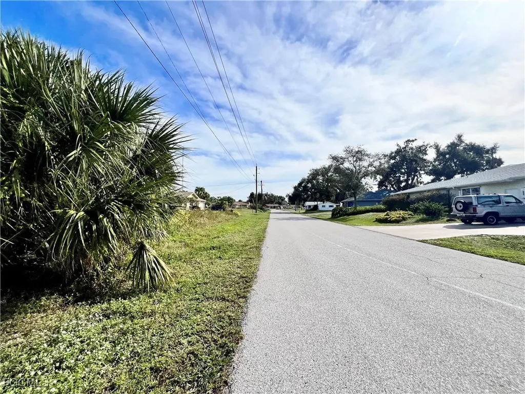 14078 Hopewell Avenue Port Charlotte FL 33981
