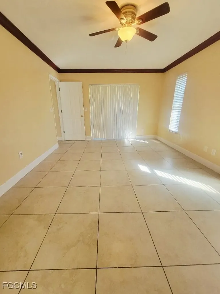 2505 E 2nd Street Lehigh Acres FL 33936