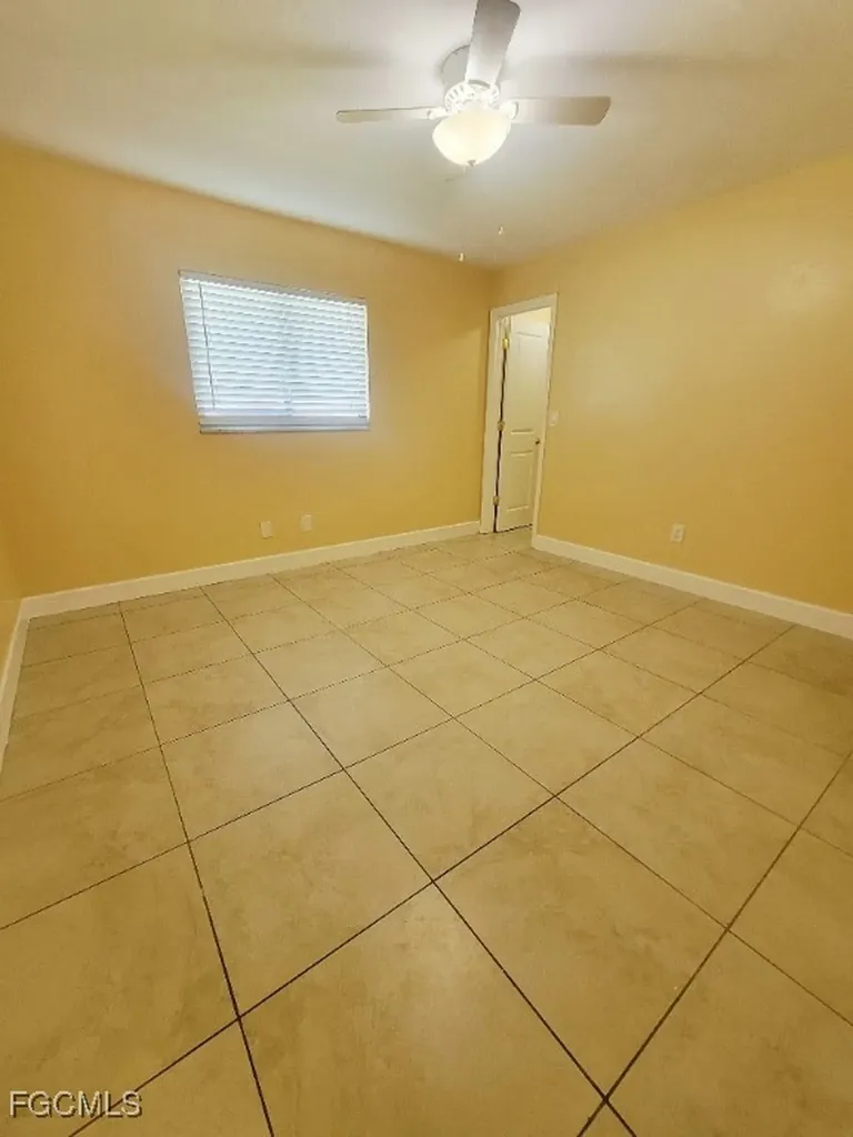 2505 E 2nd Street Lehigh Acres FL 33936