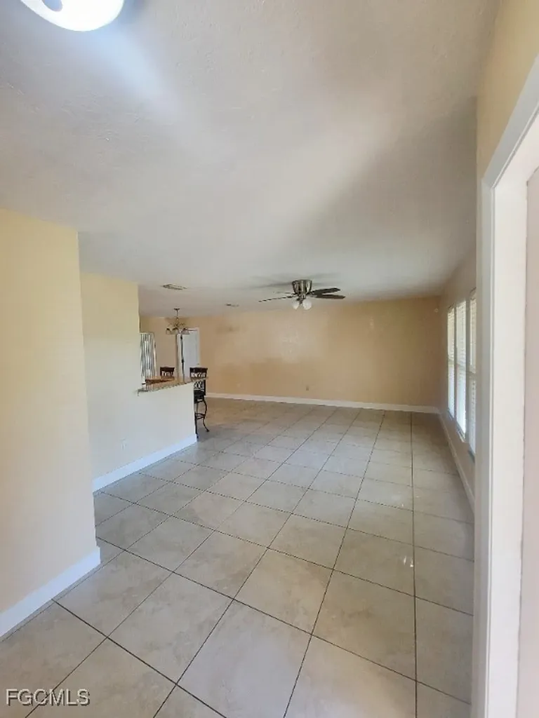 2505 E 2nd Street Lehigh Acres FL 33936
