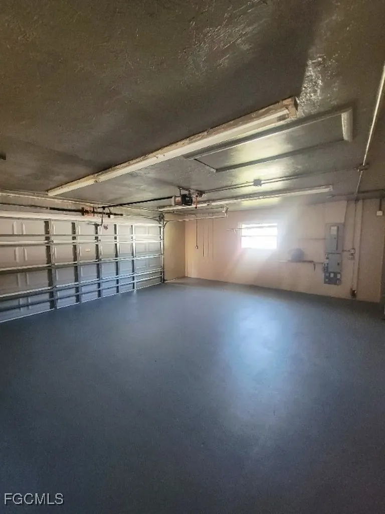 2505 E 2nd Street Lehigh Acres FL 33936