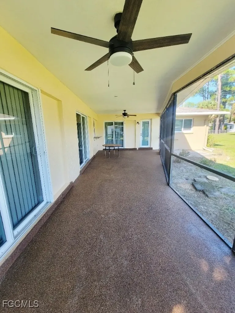 2505 E 2nd Street Lehigh Acres FL 33936