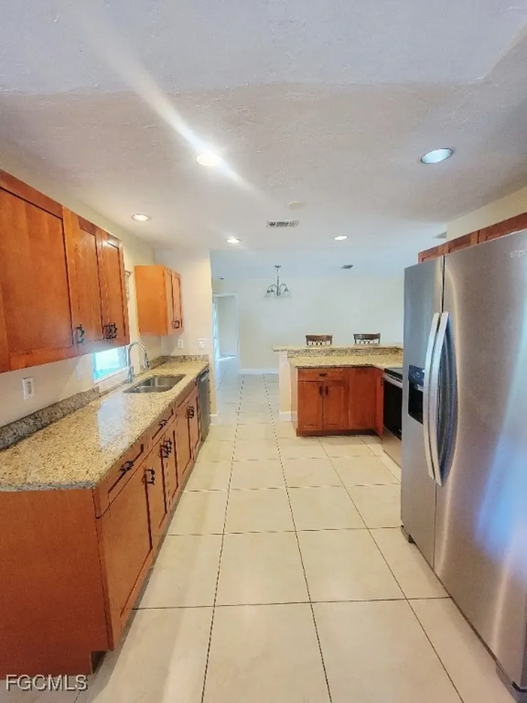2505 E 2nd Street Lehigh Acres FL 33936