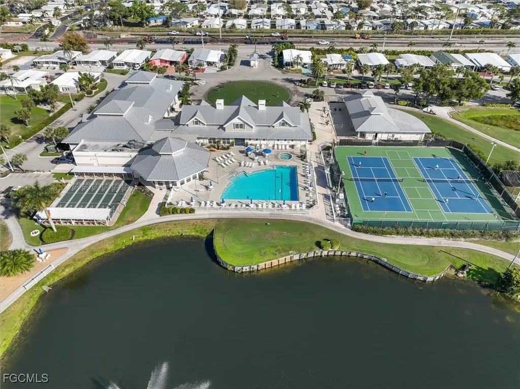 511 Crampton Lane North Fort Myers FL 33903