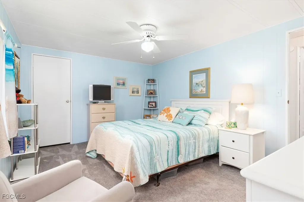 511 Crampton Lane North Fort Myers FL 33903