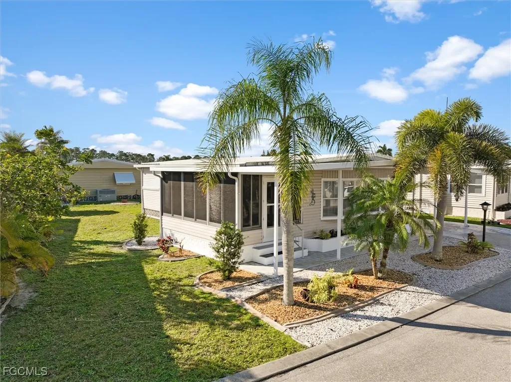 511 Crampton Lane North Fort Myers FL 33903