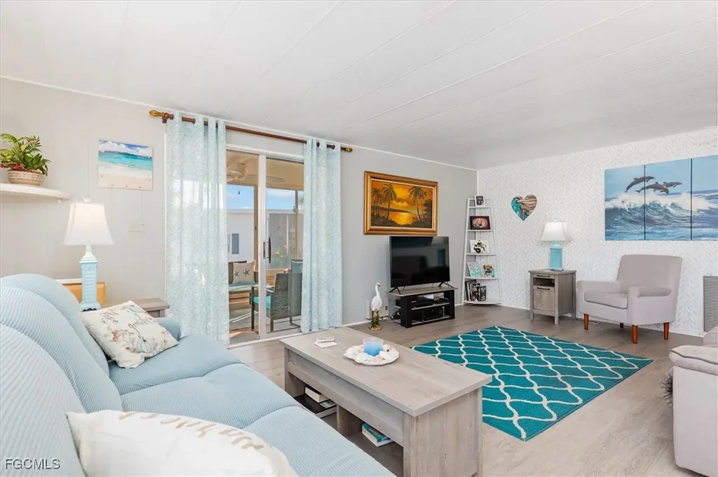 511 Crampton Lane North Fort Myers FL 33903