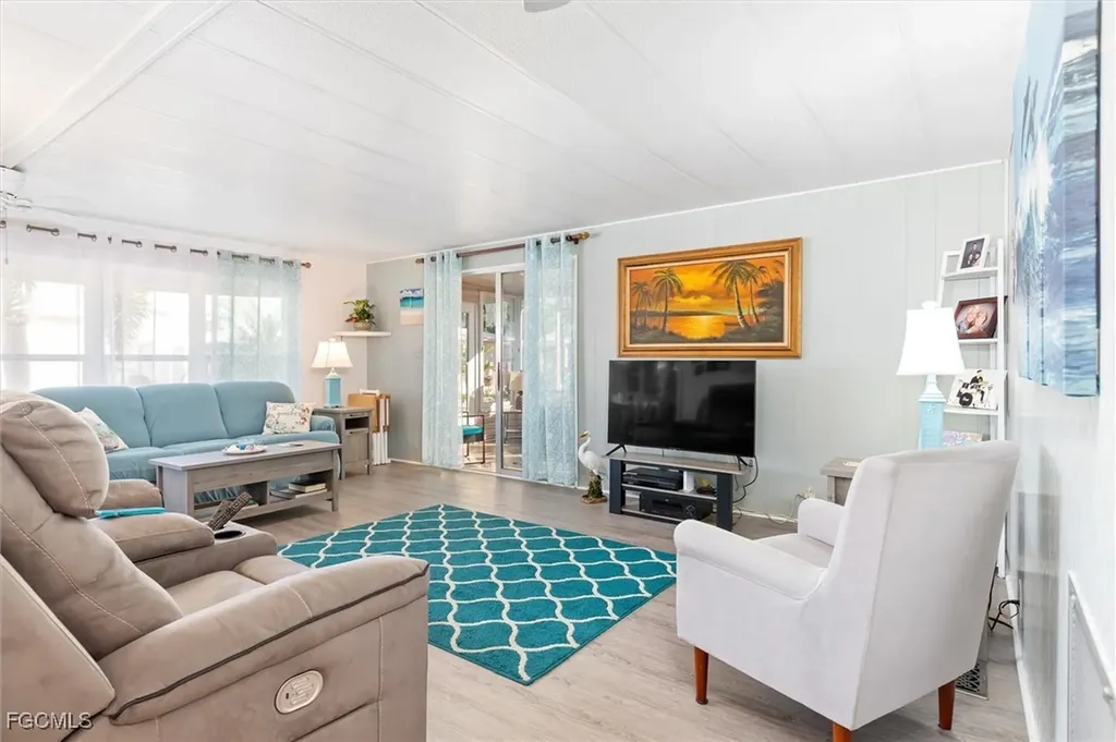 511 Crampton Lane North Fort Myers FL 33903