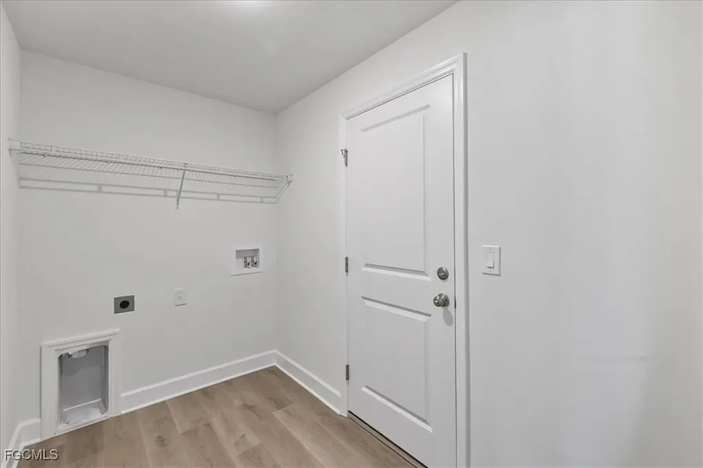 2203 NW 9th Avenue Cape Coral FL 33993