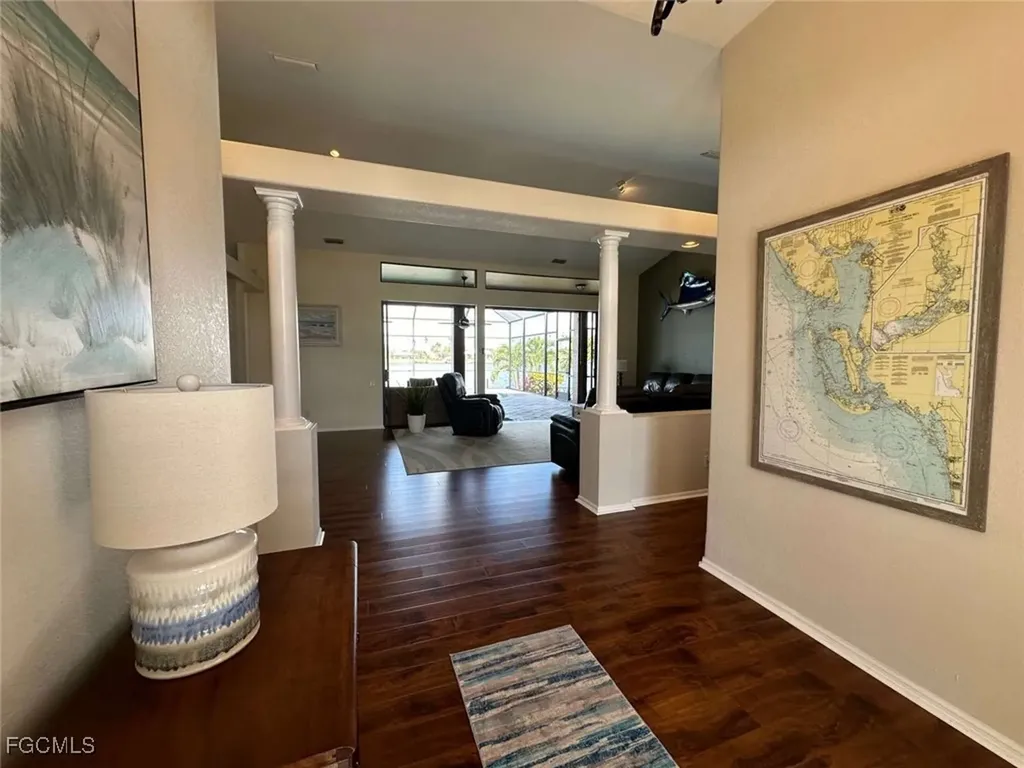 1157 SW 44th Street Cape Coral FL 33914