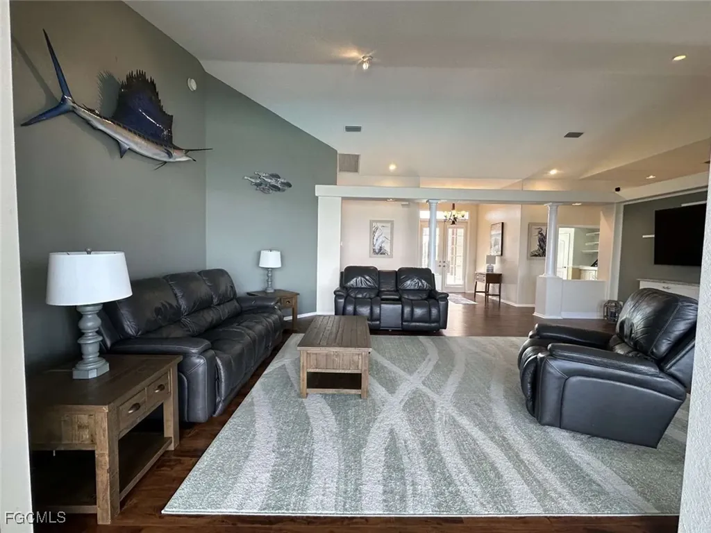 1157 SW 44th Street Cape Coral FL 33914