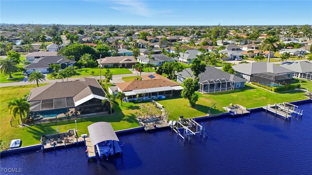 419 SE 28th Terrace Cape Coral FL 33904