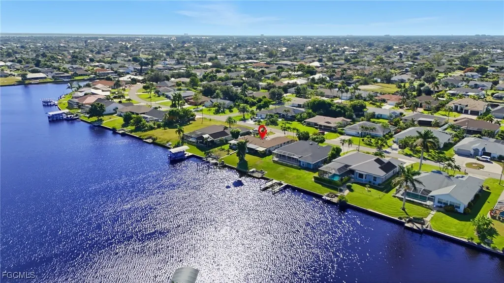 419 SE 28th Terrace Cape Coral FL 33904