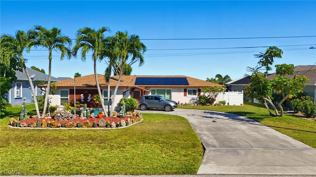 419 SE 28th Terrace Cape Coral FL 33904