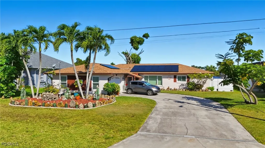 419 SE 28th Terrace Cape Coral FL 33904