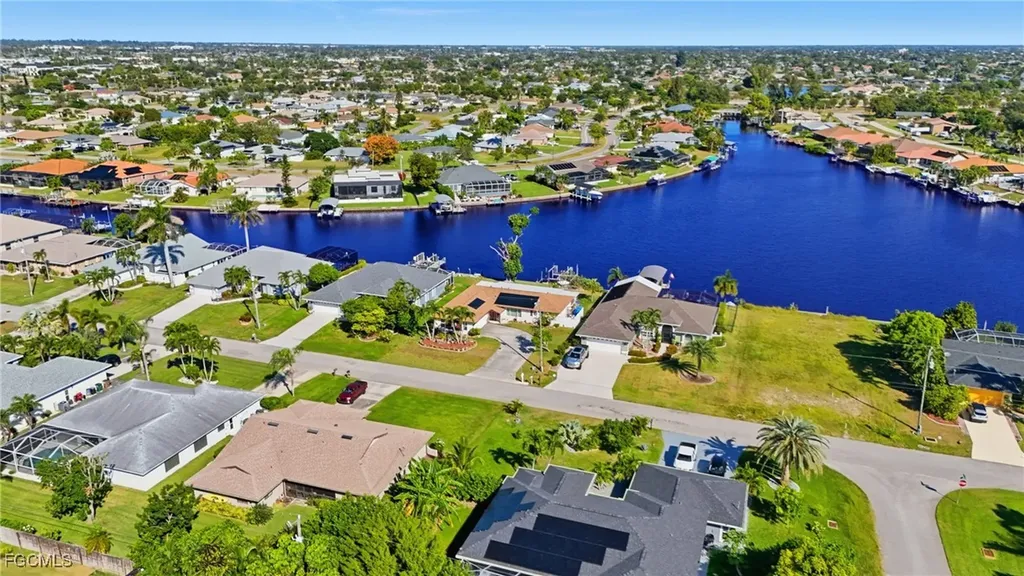 419 SE 28th Terrace Cape Coral FL 33904