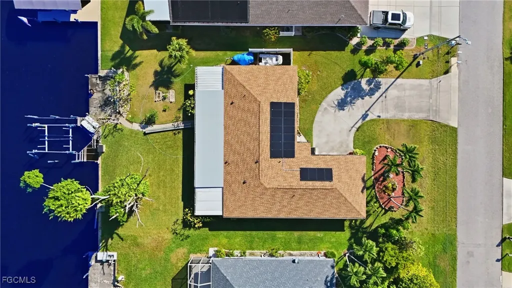 419 SE 28th Terrace Cape Coral FL 33904