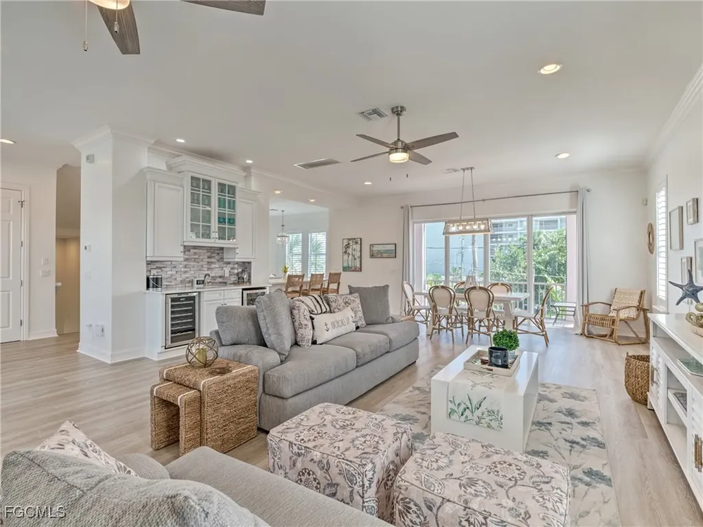 282/276 Delmar Avenue Fort Myers Beach FL 33931