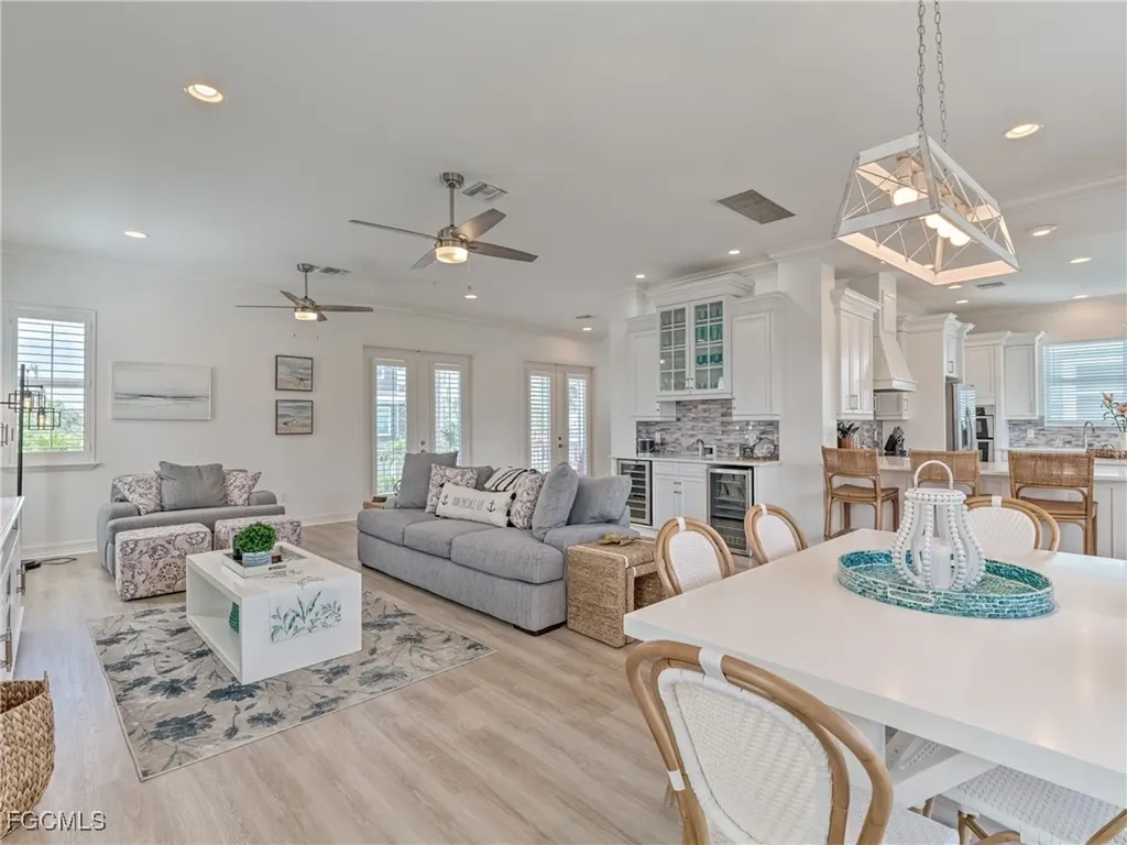 282/276 Delmar Avenue Fort Myers Beach FL 33931