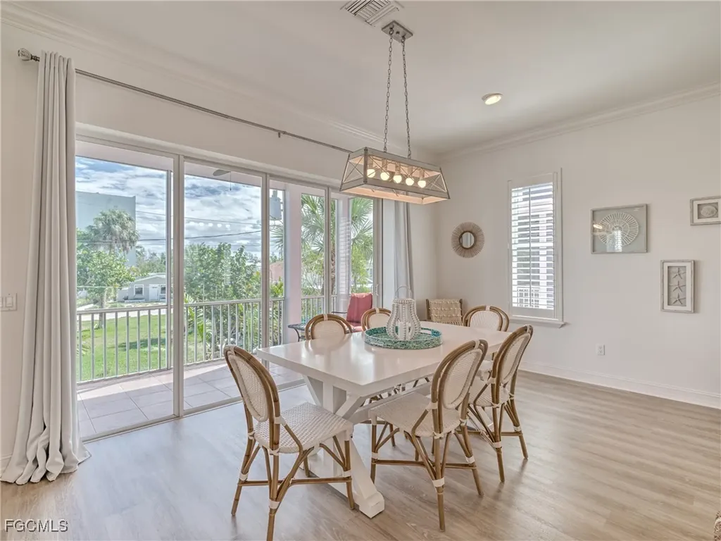 282/276 Delmar Avenue Fort Myers Beach FL 33931