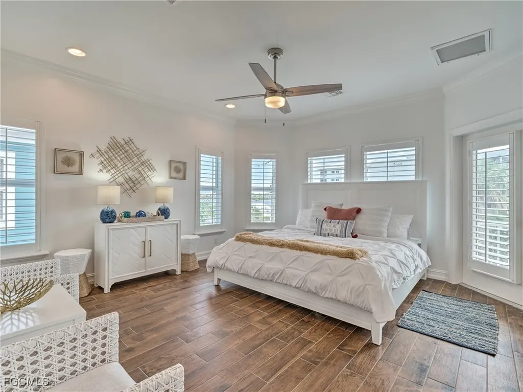 282/276 Delmar Avenue Fort Myers Beach FL 33931