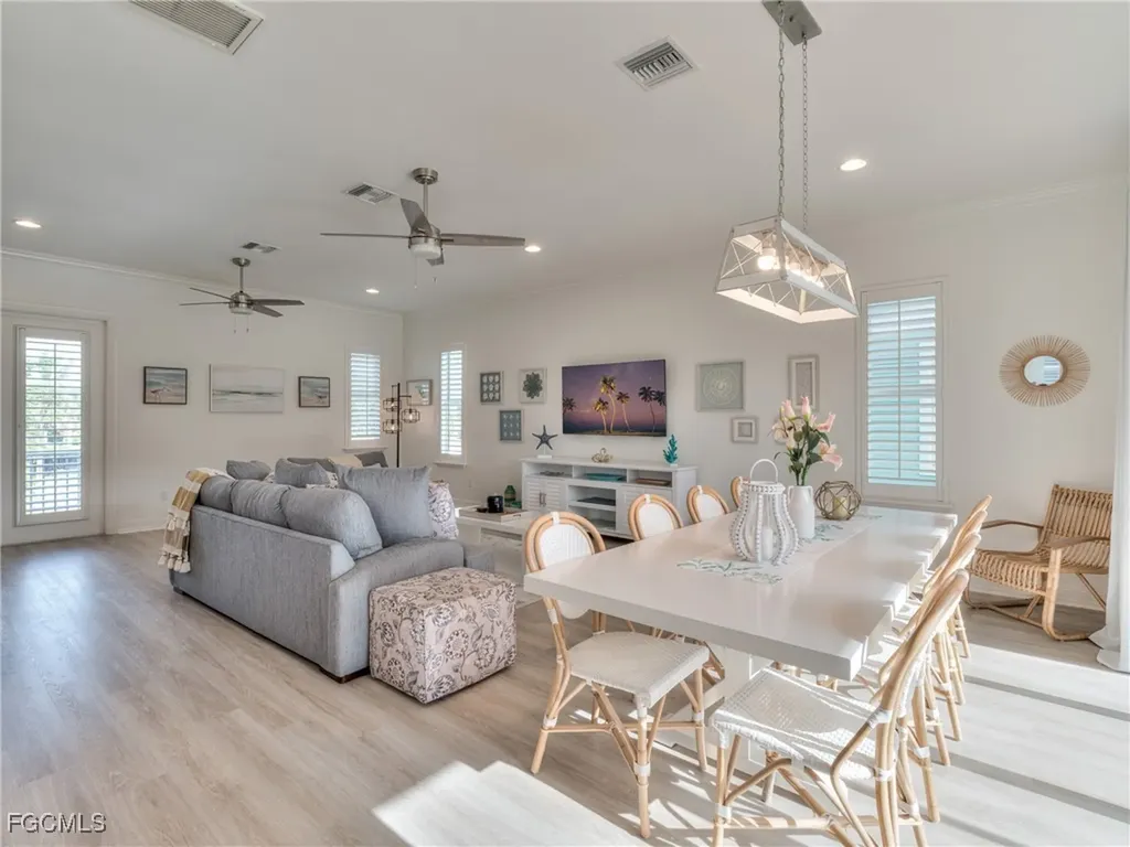 282/276 Delmar Avenue Fort Myers Beach FL 33931