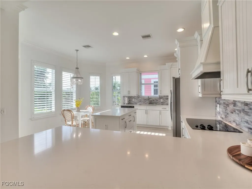 282/276 Delmar Avenue Fort Myers Beach FL 33931