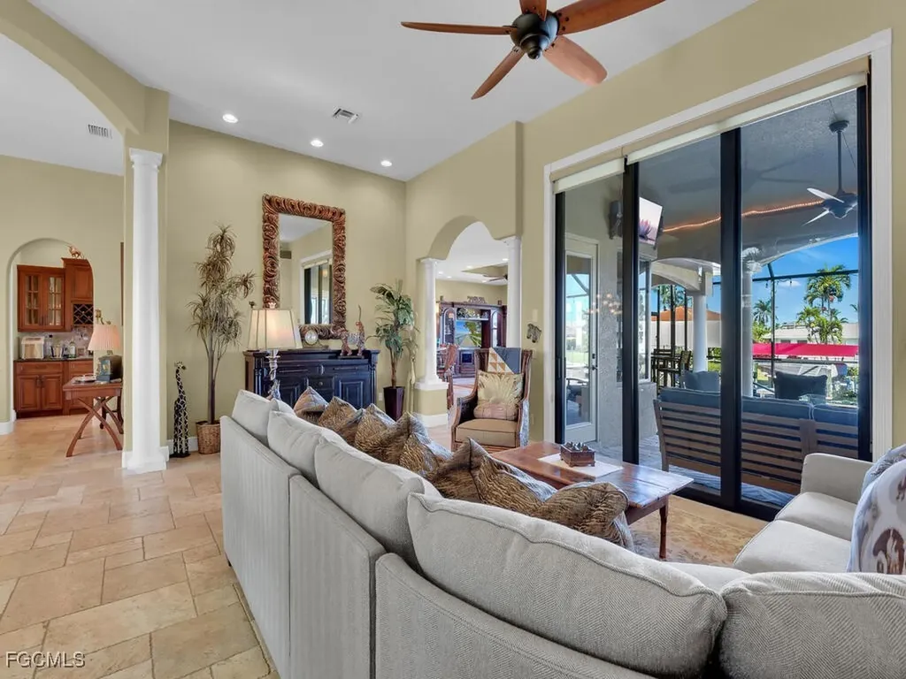 123 SW 54th Street Cape Coral FL 33914