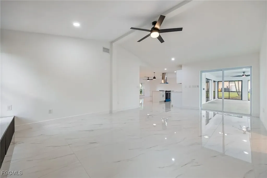 1124 NW 1st Place Cape Coral FL 33993